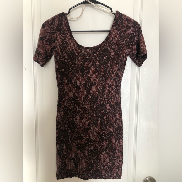 Body con Dress - Picture 3 of 3